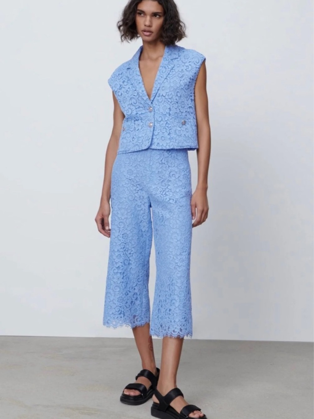 ZARA Light Blue Lace Vest and High Rise Women's pants suit